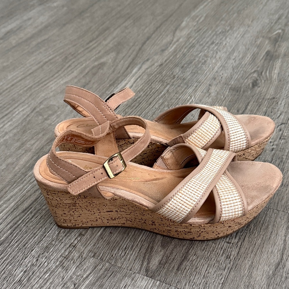 Clarks Elleri Plum Tan and Cream Wedge Sandals